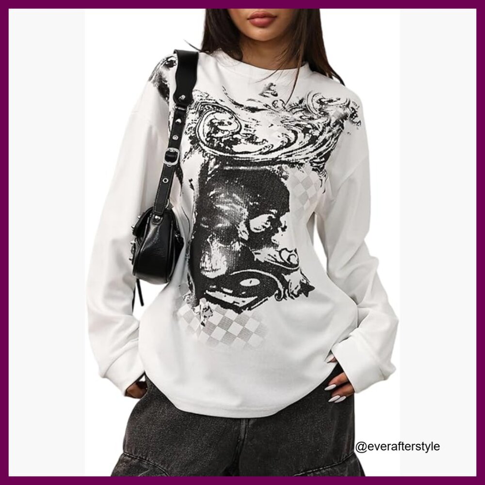 Polyester Elastane Long Sleeve Graphic Tee Y2K Gr… - image 1